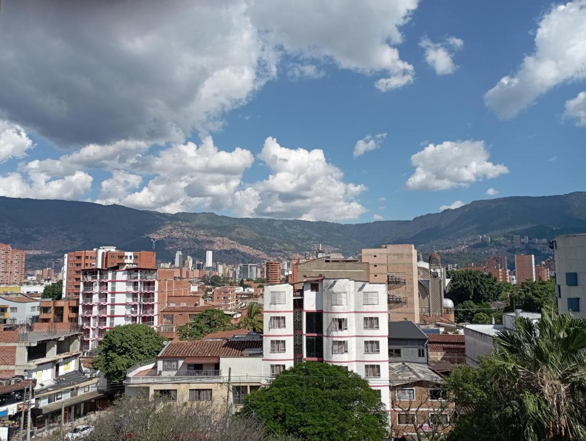 Beautiful & Comfortable Apartment In Laureles 麦德林 外观 照片